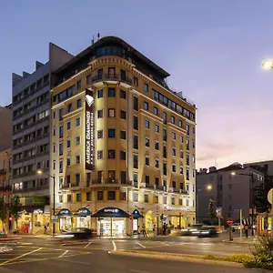 rezervați aici