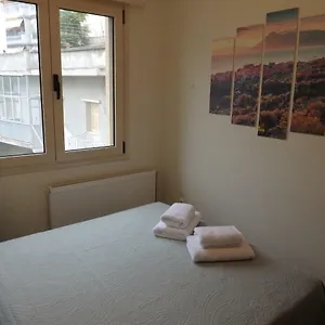 rezervați aici